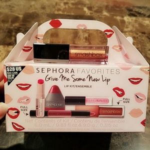Sold💔Sephora favorites Give Me Some New Lips